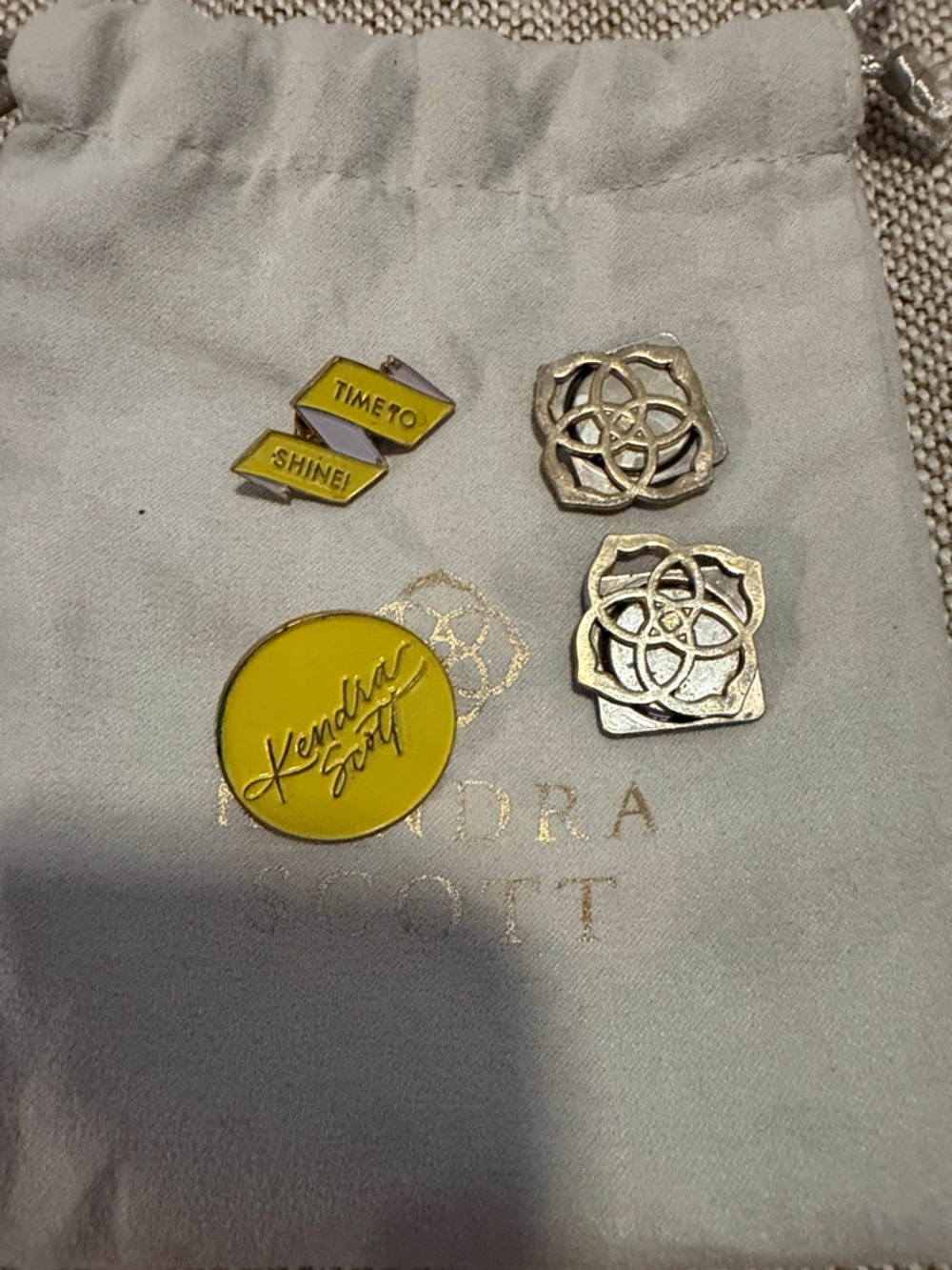 Kendra Scott Yellow 'Time to Shine' and Signature Pin Set